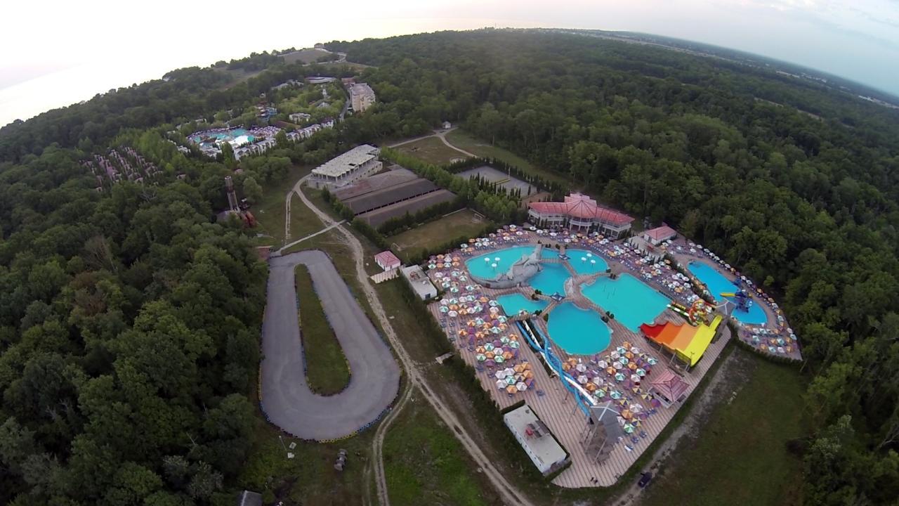 Atlant Holiday Village Nabran Exterior photo